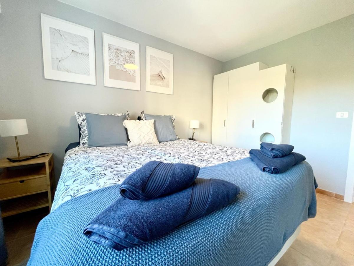 Beachfront Apartment With Ocean Views Los Cristianos  Kültér fotó